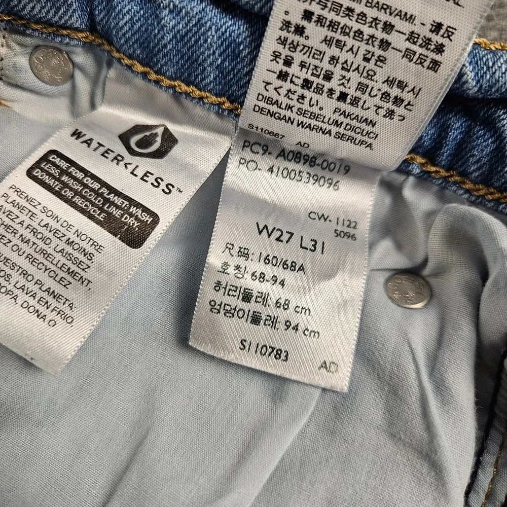 Levis Premium 70s High Slim Straight Jeans Light Wash Blue W27 L31 A0898-0019
